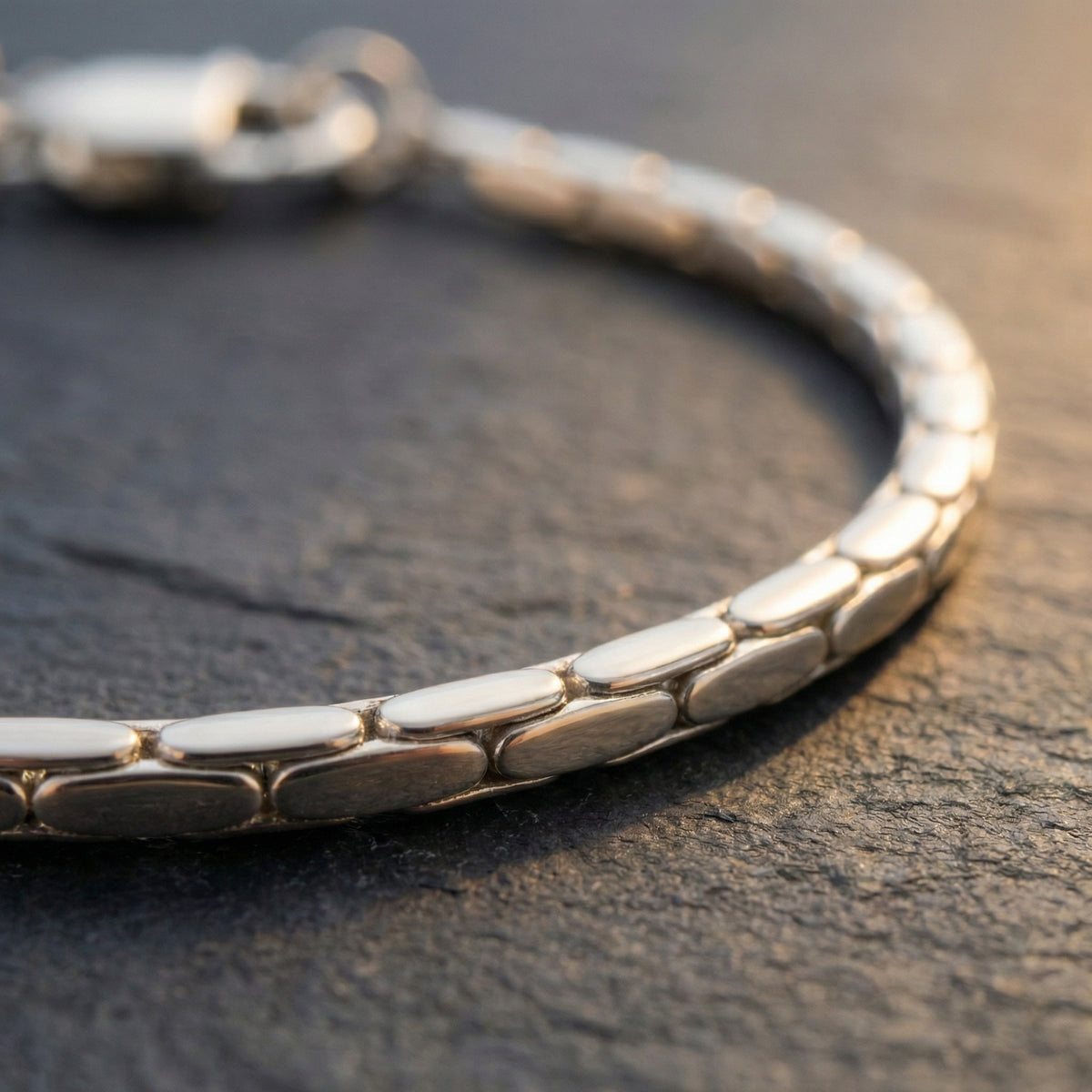 Structured Serpentine Bracelet - 1.3MM
