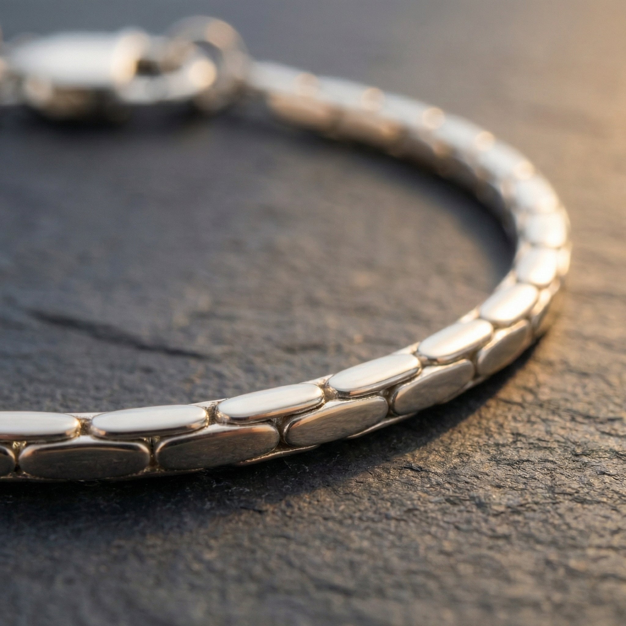 Structured Serpentine Bracelet - 1.3MM
